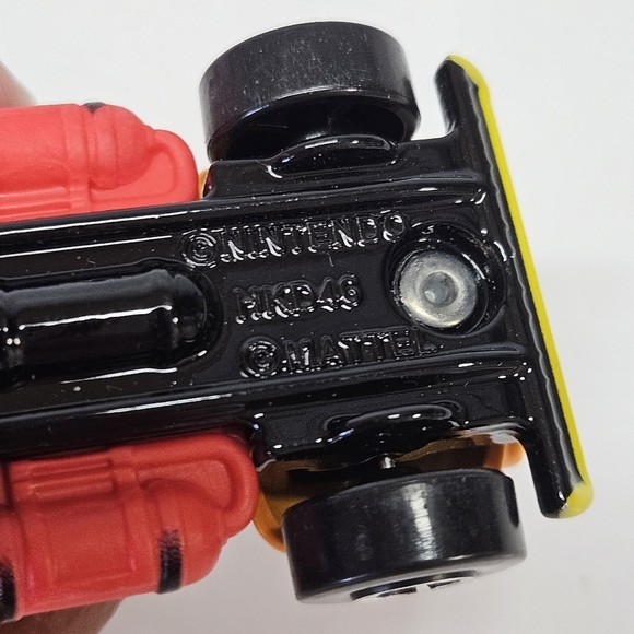 Hot Wheels Diecast Mario Kart Donkey Kong & Mario Car Set Mattel - Picture 5 of 5